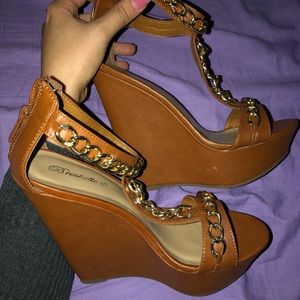 Brand new wedges size 9